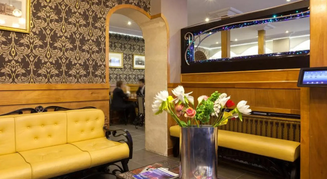 Grand Hôtel Amelot, Забронировать Отель Отели Парижа 3 звезды, рядом с Quinze-Vingts Eye Hospital, 3*