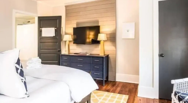 69B Spring Street - 2 BR / 1 BA Holiday home 2