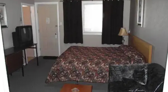 Двухместный люкс Parkway Motel & European Lodges