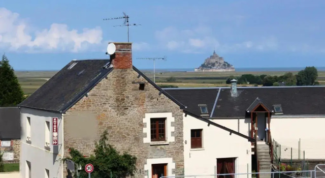 Aux Chambres du Mont, Забронировать Отель  