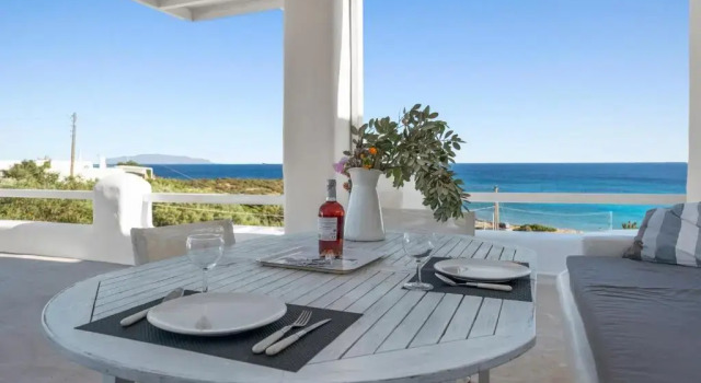 Studio with Seaview at Faragas, Prenota Hotel Aliki Paro