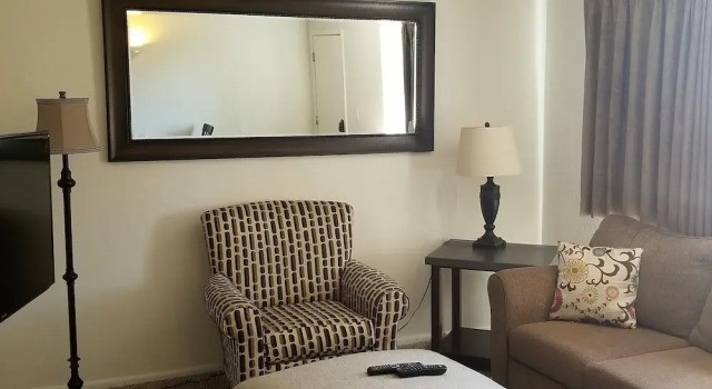 Park Suites at 240 - One Bedroom Apartment, Забронировать Апартаменты/квартира Апартаменты Пруда в Темпе, рядом с Vista Del Camino Park, Апартаменты/квартира