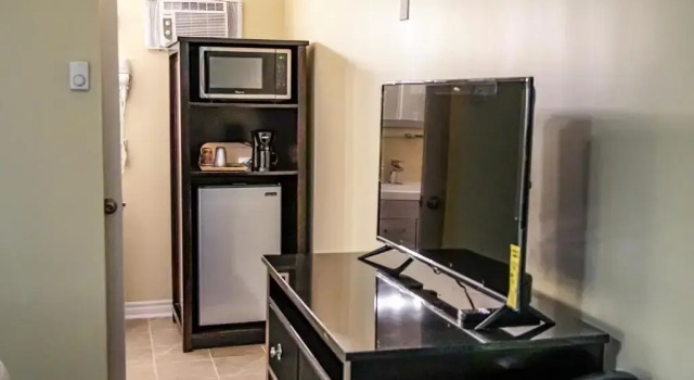 Skyland Motel Inn & Suites, Varaa Motelli Huntsville 