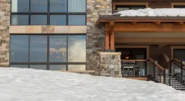 Edgemont 2305 - Luxury Ski-in Ski-out Condo, Забронировать Отель Стимбот-Спрингс Колорадо, рядом с Preview Ski Lift