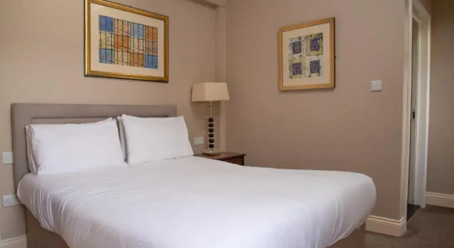 Двухместный номер Standard Royal Hotel, Bar & Grill