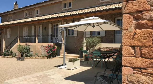 Chambres dhôtes Vers la Croix, Book Hotel Hotels in Burgundy with a Pool, Swimming Pool