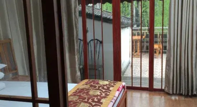 Семейный номер Standard с видом на реку Zhouzhuang Zhengunong Inn