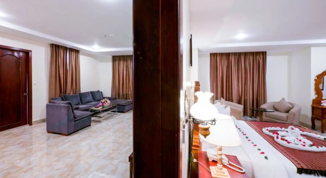 Samnang Laor Phnom Penh Hotel, Buchen Sie Hotel Hotels in Kandal mit Parkplatz, Parkplätze