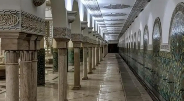 Zitouna Rooms, Забронировать Апартаменты/квартира Отели Касабланки с парковкой, рядом с Штаб-квартира компании Atlas hospitality hotels &amp; resorts, Парковка