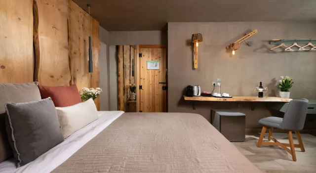 Полулюкс с балконом Tsikeli Boutique Hotel Meteora