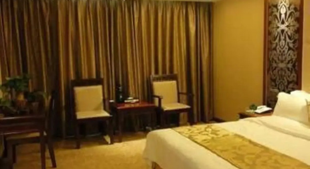 Guohao Hotel Heyuan, Boek Hotel Hotels in Guangdong met parkeren, Parkeren