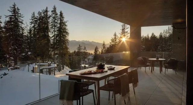 Люкс с балконом Six Senses Crans-Montana
