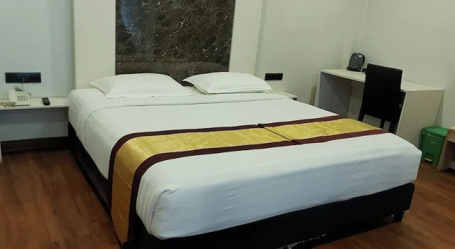 Номер Superior Royal Crown Hotel
