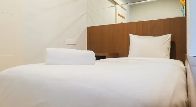 Premium 2br Apartment at Supermall Mansion Orchard, Book Lejlighed Hoteller i Sambikerep med pool, Swimmingpool