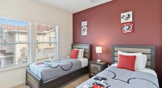 4/3 Townhouse Near Disney!!