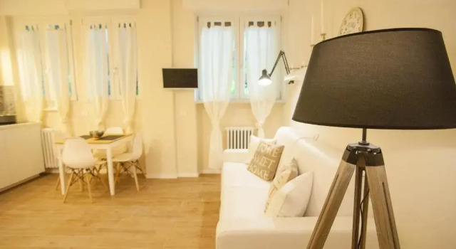 Flats4Rent Arena Prestige