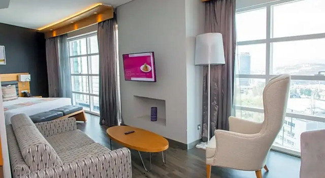 Полулюкс с видом на город Ubumwe Grande Hotel