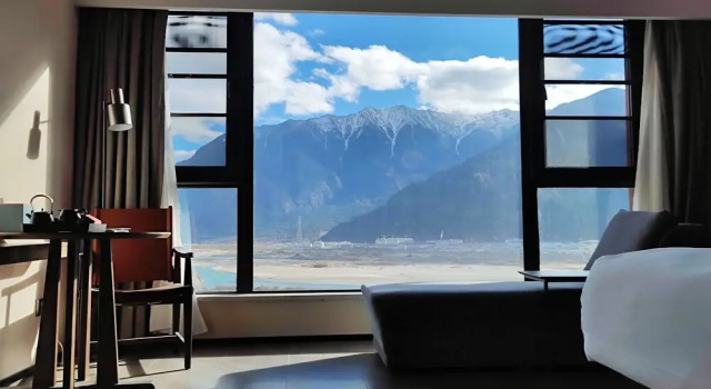 Номер Standard JOVE MOUNTAIN UrCove Nyingchi Hotel