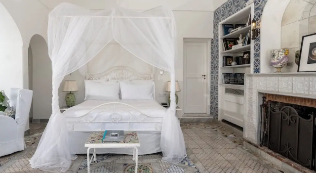 Полулюкс Deluxe Villa Treville
