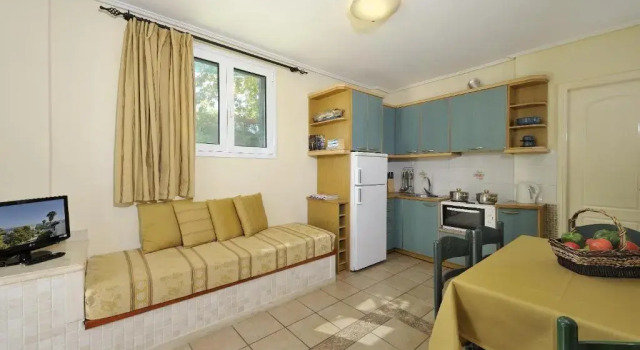 Апартаменты с 2 комнатами Paris Village Apartments