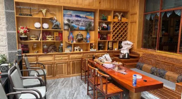 Paradise | Manju Fuyou · Log Warm House (Dukezong Ancient City Branch)