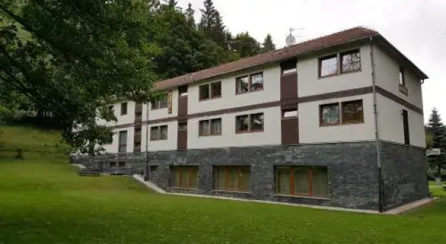 Hotel Koliba, Забронировать Отель Отели Оломоуцкий края с парковкой, Парковка