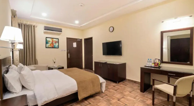 Номер Deluxe Hotel One Sahiwal