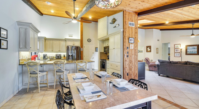 Heated Pool, 3 Mi to Dtwn: Cape Coral Escape!, Забронировать Дом для отпуска Виллы Кейп-Корал, Вилла