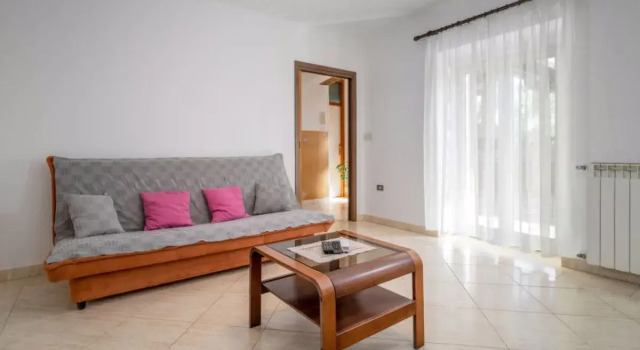 Apartment Bumbak Rääkkylä, Забронировать Апартаменты/квартира Умаг Umag Riviera, рядом с Автобусный вокзал