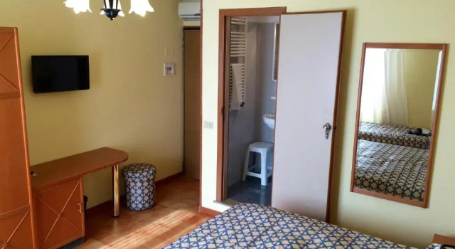 Трёхместный номер Standard Hotel Florida