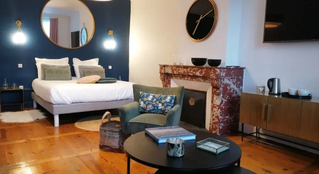 B&B 43 3, Забронировать Отель «постель и завтрак» Отели в центре Ле-Пюи-ан-Веле с завтраком, отели в центре Ле-Пюи-ан-Веле с завтраком