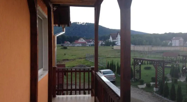 Номер Standard с видом на горы Pensiunea Mountain King
