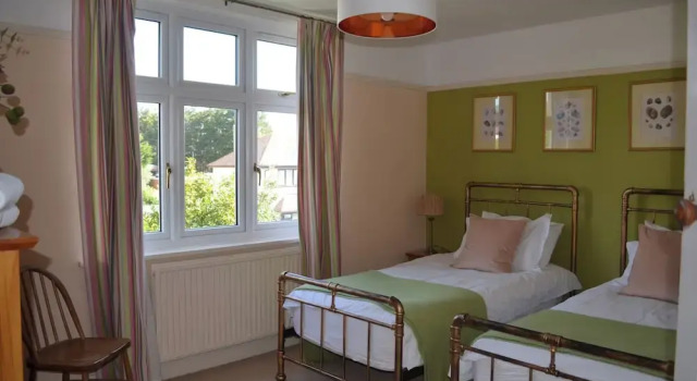 Lily House, Забронировать Отель Отели Англии 3 звезды, 3*