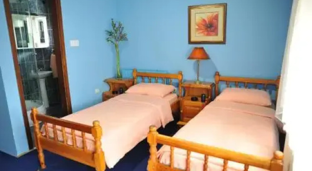 Guesthouse Prenociste Faraon, Buchen Sie Hotel Pljevlja Provinz Pljevlja