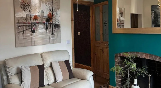House - Sleeps 4 - Garden - on Street Parking, Boek Vakantiehuis Sutton-in-Ashfield Nottinghamshire