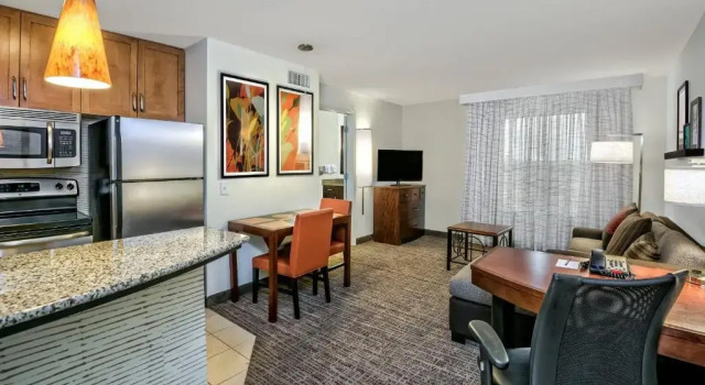 Двухместный люкс c 1 комнатой Residence Inn by Marriott San Antonio SeaWorld / Lackland