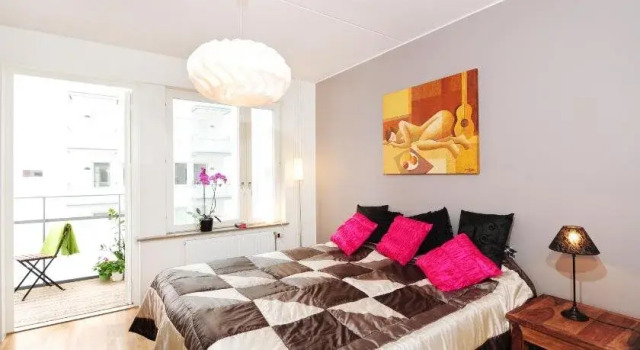 Places 4 Rent, Rezervovat Hotel Hagersten Stockholm