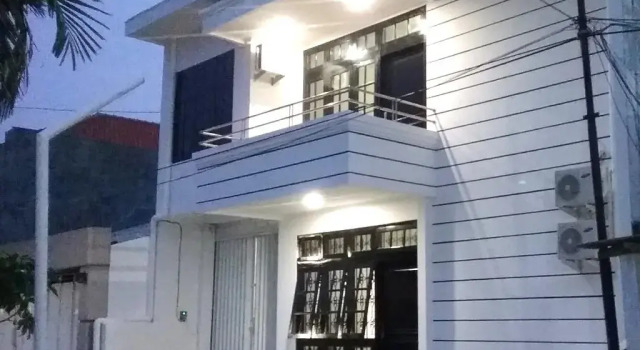 Lit en dortoir Mess Inn Semarang