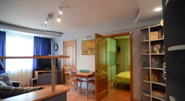 Apartment on Krasnoarmeyskaya, Забронировать Апартаменты/квартира Отели Сочи с парковкой, рядом с Железнодорожный вокзал Сочи, Парковка