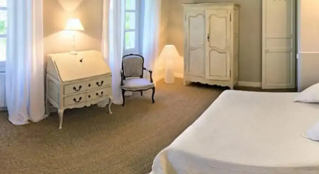Villa With 6 Bedrooms in Saumane-de-vaucluse, With Private Pool, Furnished Garden and Wifi, Забронировать Вилла Виллы Овернь-Рона-Альпы, Вилла