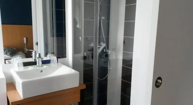 Номер Standard Brit Hotel de Paris Saint-Jean-de-Luz