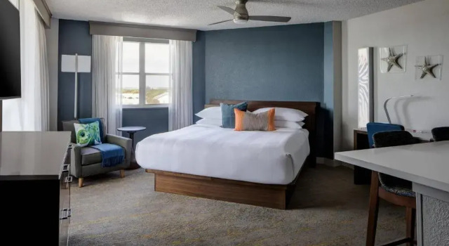 Двухместный люкс-студия Beach Villas с балконом и с видом на океан Marriott Hutchinson Island Resort & Beach Villas, Golf & Marina