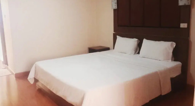 Aeksima Condo, Varaa Hotelli Hotellit North-Eastern Thailand pysäköinnillä, Pysäköinti