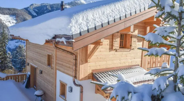 Chalet Grand Roi, Rezerwuj Chalet Hotele w 4 Valleys z parkingiem, Parking