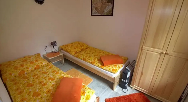 Orange House, Boek Hotel Hotels in Zuid-Bohemen met parkeren, Parkeren
