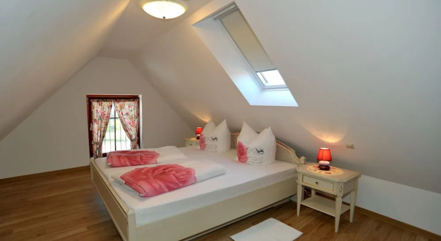 Апартаменты с 2 комнатами с балконом Villa Rosamunde