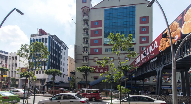 Dragon Inn Premium Hotel