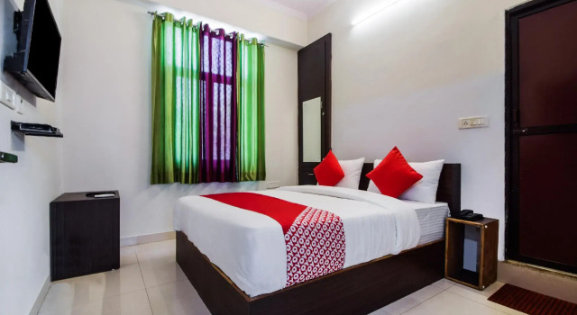 Collection O 23492 Hotel Hari shankar, Забронировать Отель Отели штата Раджастхана 3 звезды, 3*
