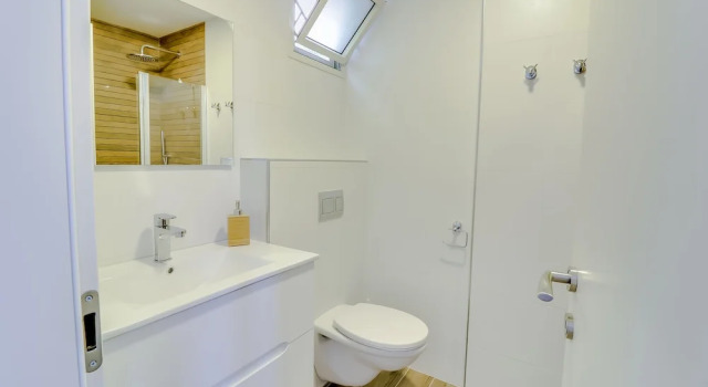 Студия с балконом Carmel Boutique Apartments