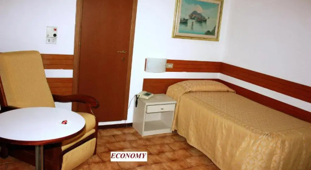 Одноместный номер Economy Piccolo Hotel
